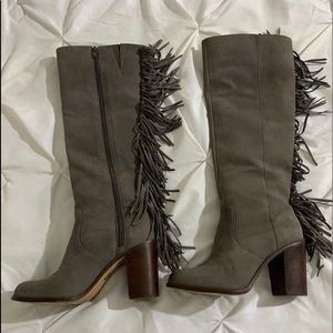 Gianni Bini size 7 fringe knee high boots gently used